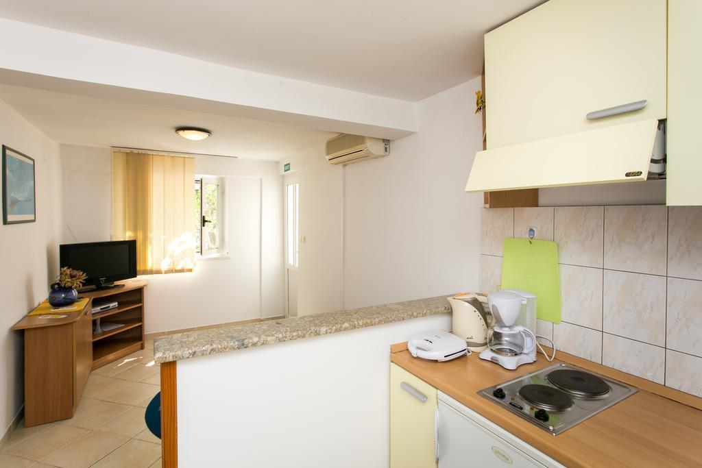 Hrvoje Place Apartments Дубровник Экстерьер фото