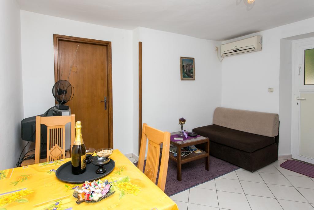 Hrvoje Place Apartments Дубровник Экстерьер фото